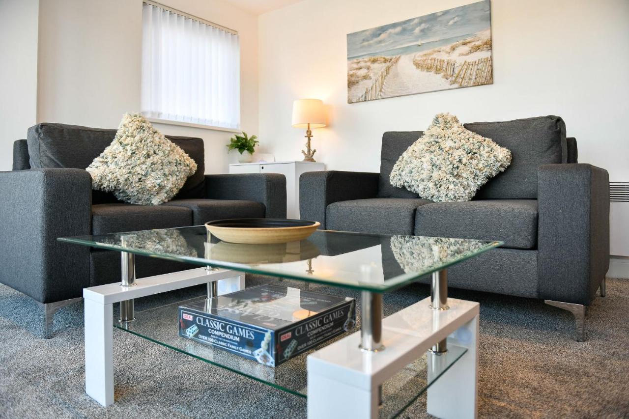 Just Stay Wales - Meridian Wharf, Marina View - 2 Bed Apartment 스완지 외부 사진